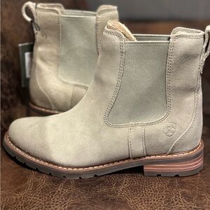 Ariat Suede Chelsey Ankle Boot Wexford